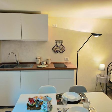 Le Case Di Giulia Abbadia Lariana Room photo